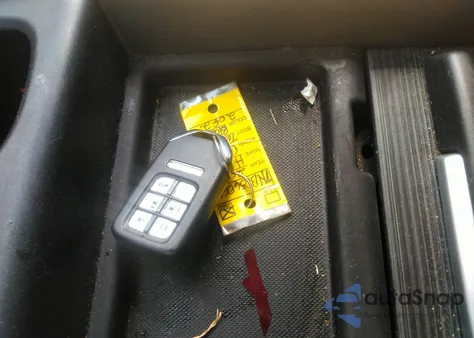 2022 Honda Odyssey Touring z USA, uszkodzony, nr VIN 5FNRL6H87NB056067